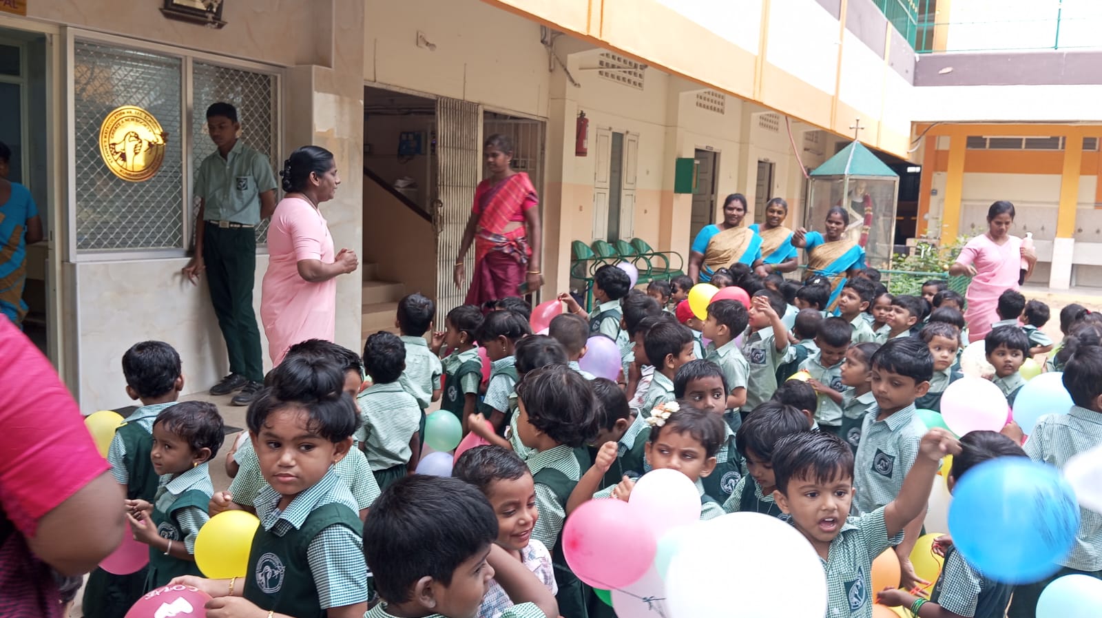 LKG Baloon Day